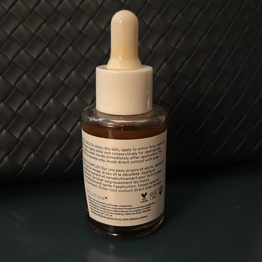 Volition Get Away Glow Gradual Tan Serum - Picture 4 of 5